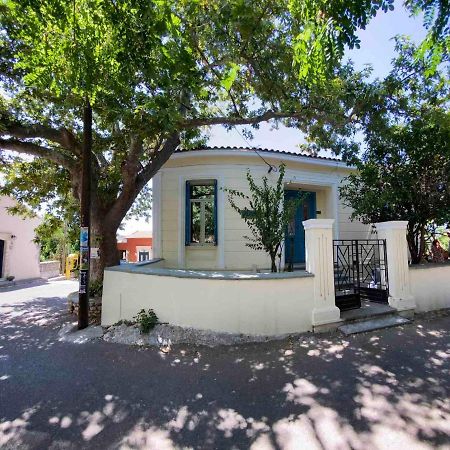 Yioklima - Renovated Neoclassical House With Two Bedrooms Vámosz Kültér fotó