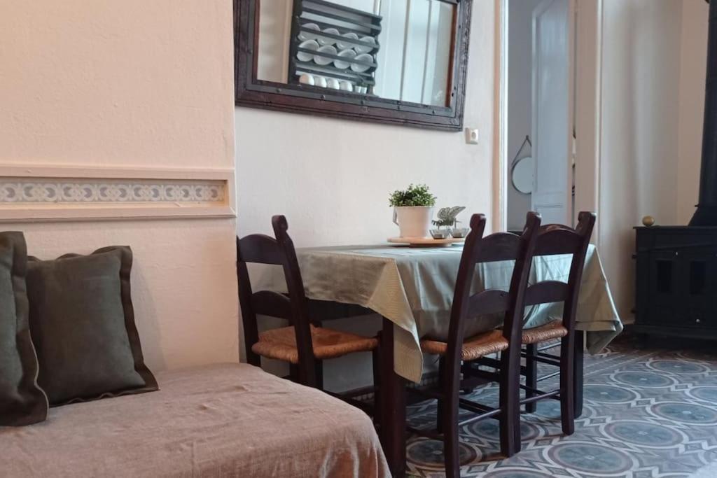 Yioklima - Renovated Neoclassical House With Two Bedrooms Vámosz Kültér fotó